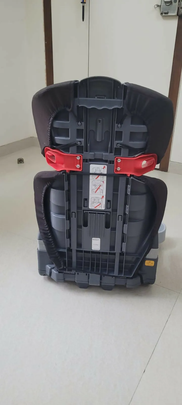 GRACO Junior Maxi Car Seat Metropolitan - Black