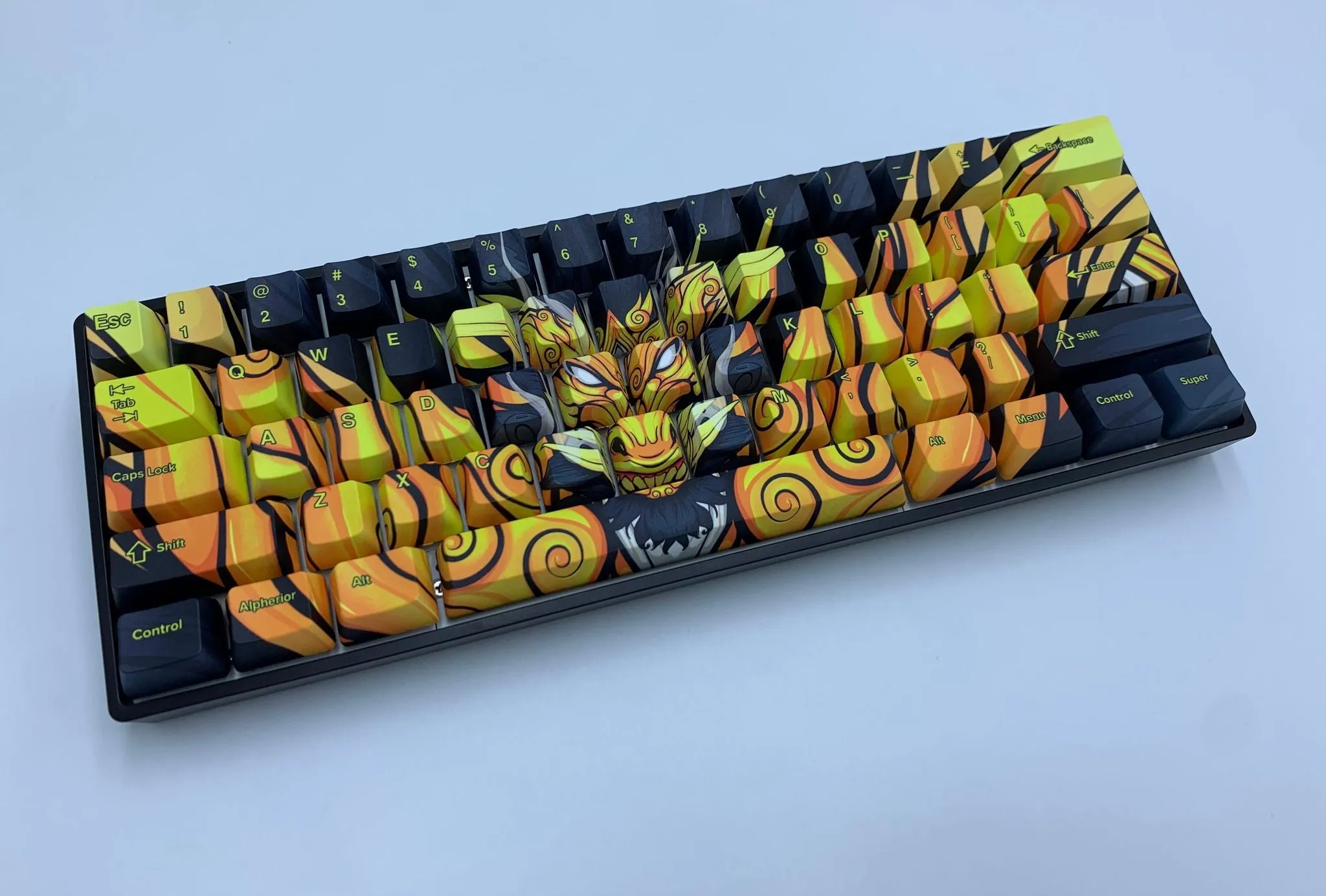 Hayabusa 60% Keyboard - Gold Oni Dragon